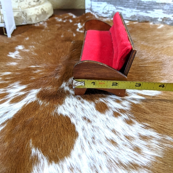 Vintage Dollhouse Furniture Baby Crib, Sofa, And Dresser Miniature Three Pieces - Picture 7 of 13